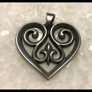 James Avery very rare heart scroll pendant- retired piece